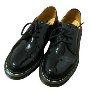 1461 women’s patent leather oxford shoes